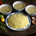 Xôi vò, chè hoa cau trong cỗ Vu Lan Hà Nội xưa