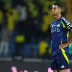 Ronaldo thất thần khi Al Nassr thua ngược trong trận tranh Cup đầu tiên của mùa giải 2024-2025.