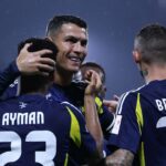 Ronaldo mừng bàn trong trận Al Nassr thắng Al Taawoun 2-0 ở bán kết Siêu cup Saudi trên sân Hoàng tử Sultan bin Abdulaziz, thành phố Abha, Arab Saudi tối 14/8/2024. Ảnh: ANFC