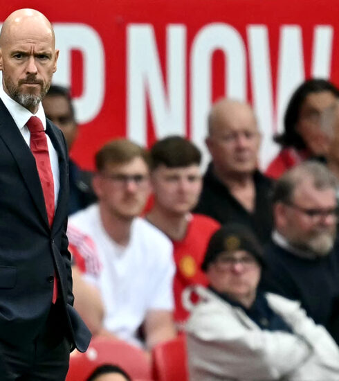 HLV Ten Hag trong trận Man Utd thua Liverpool 0-3 ở vòng ba Ngoại hạng Anh trên sân Old Trafford ngày 1/9/2024. Ảnh: AFP