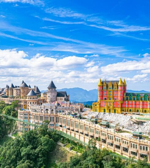 Toàn cảnh khu du lịch Sun World Ba Na Hills. Ảnh: Sungroup