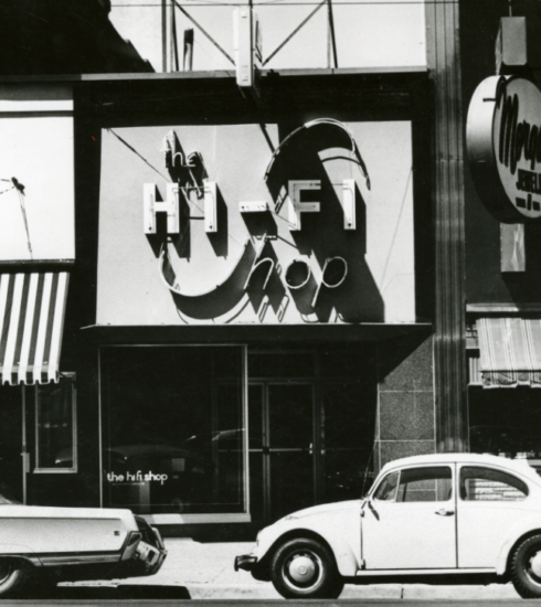 Cửa hàng Hi-Fi ở Ogden, Utah. Ảnh: Weber State University