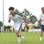 Công Phượng tập luyện ở CLB Bình Phước ngày 23/9. Ảnh: CLB Bình Phước