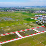 Khu vực đất (khoanh đỏ) ở xã Quỳnh Hưng vừa được đưa ra đấu giá lại. Ảnh: Đức Hùng