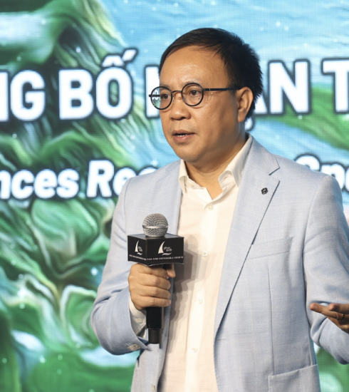 Ông Phan Minh Thông - Chủ tịch Hội đồng quản trị Phúc Sinh phát biểu sáng 4/10 tại lễ công bố nhận tài trợ từ DFCD. Ảnh: