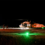 Trực thăng chở nạn nhân trong vụ UAV Hezbollah tập kích căn cứ quân đội Israel gần Binyamina ngày 13/10. Ảnh: IDF