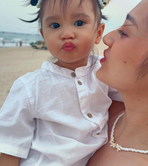 Bảo Anh và con gái Misum đi du lịch hồi tháng 9. Ảnh: Nhân vật cung cấp