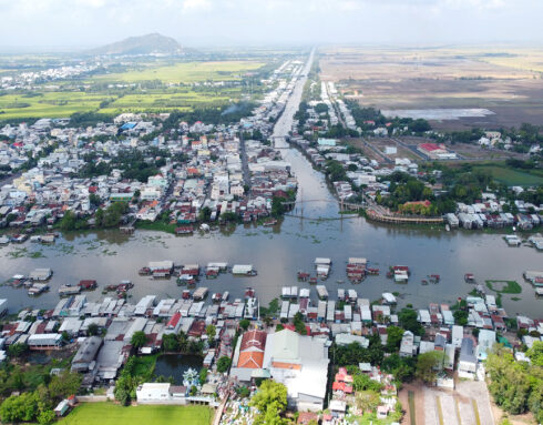 Kênh Vĩnh Tế đoạn đầu giáp với sông Châu Đốc. Ảnh:Hoàng Nam