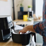 3 sai lầm tai hại khi dùng nồi chiên không dầu