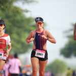 Phạm Thúy Vi và học trò khi về đích tại DNSE Aquaman Vietnam 2024. Ảnh: Aquaman Vietnam