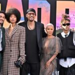 Gia đình ủng hộ buổi quảng bá phim Bad Boys: Ride or Die của Will Smith hôm 30/5. Từ trái qua: Trey Smith, Willow Smith, Will Smith, Jada Pinkett Smith, Jaden Smith và bà Adrienne Banfield-Norris. Ảnh: Film Magic